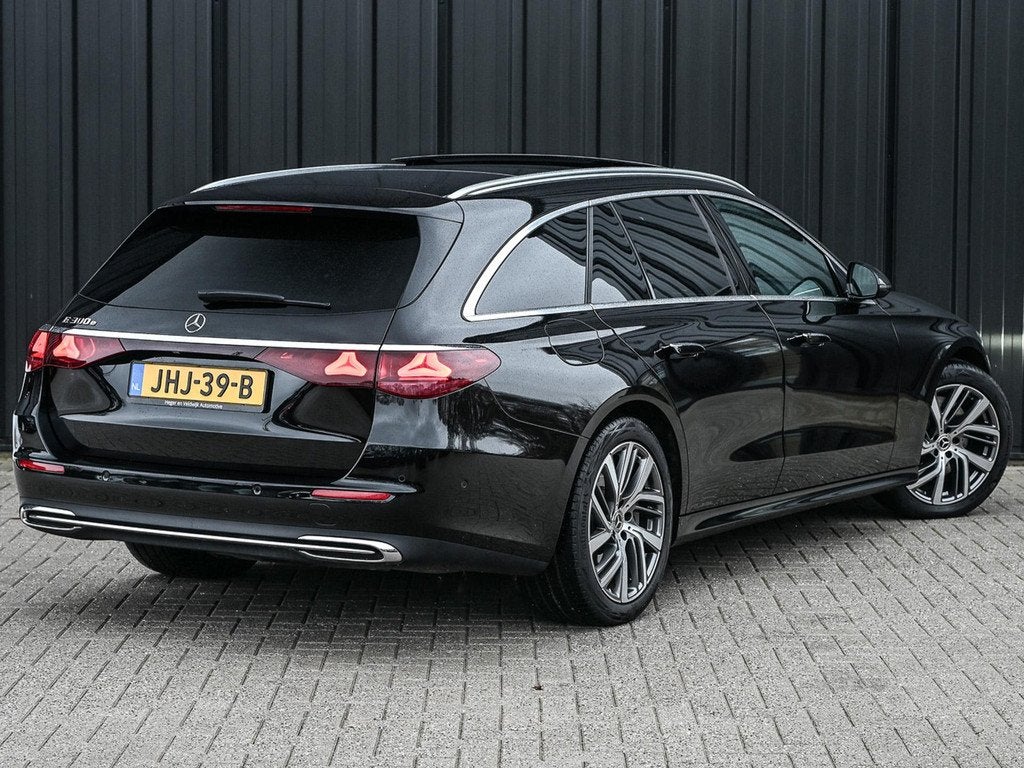 Mercedes-Benz E-klasse Estate 300 e Exclusive Line Panoramad, Auto's, Mercedes-Benz, Automaat, Gebruikt, 4 cilinders, Automatische klimaatregeling