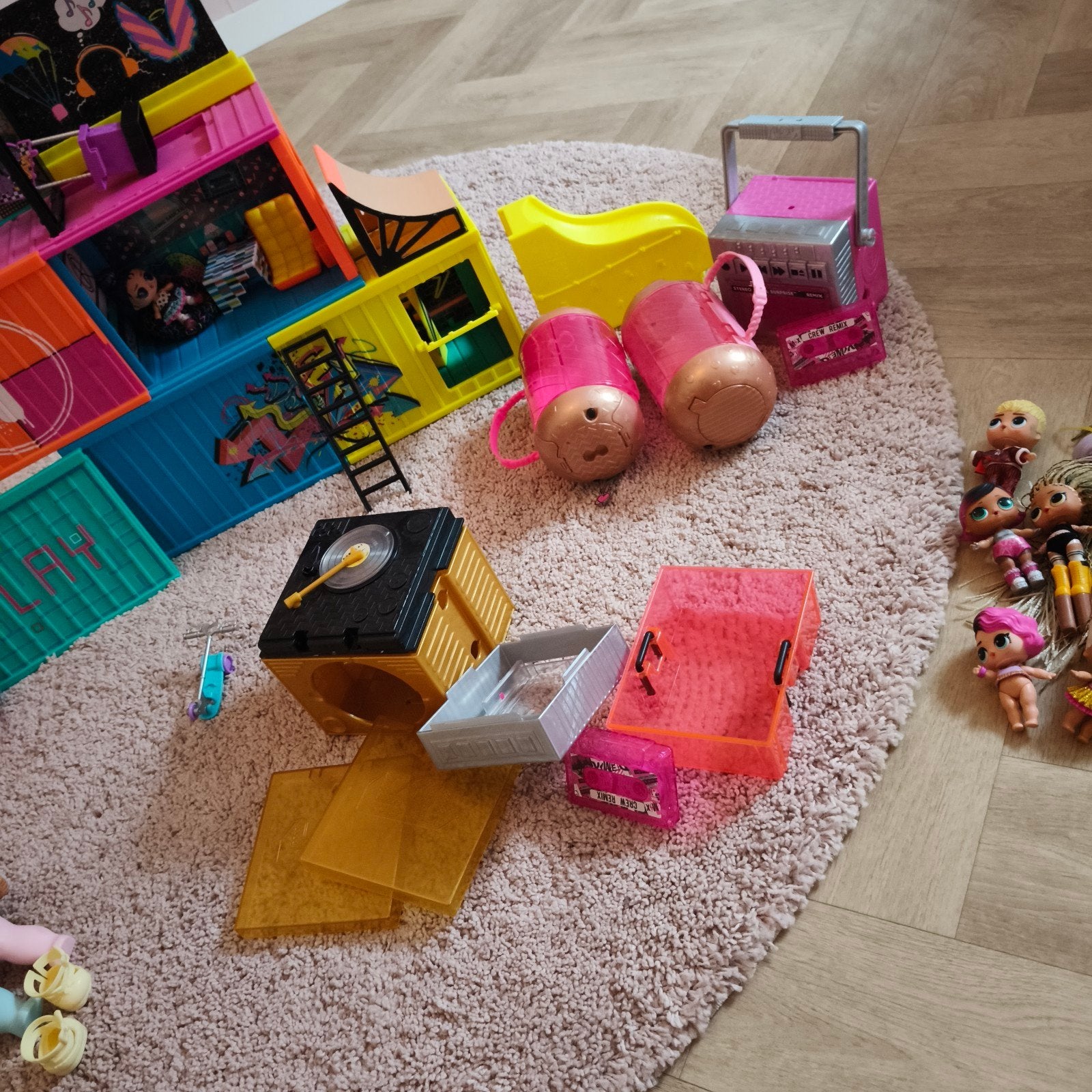 Grote LOL Surprise set met huis, auto en veel poppen, Ophalen, Gebruikt, Overige typen