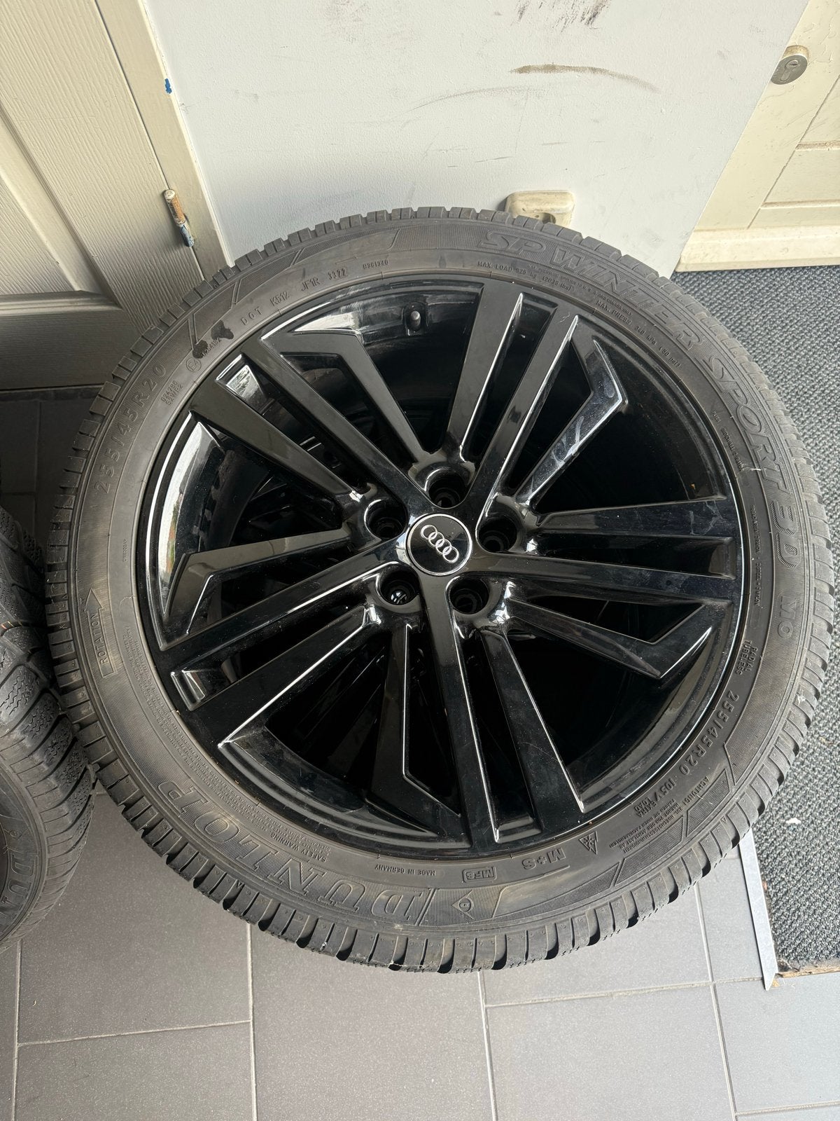 Audi 20 inch velgen met Dunlop winterbanden 255/45R20, Auto-onderdelen, Banden en Velgen, Ophalen, Gebruikt, 255 mm, Banden en Velgen