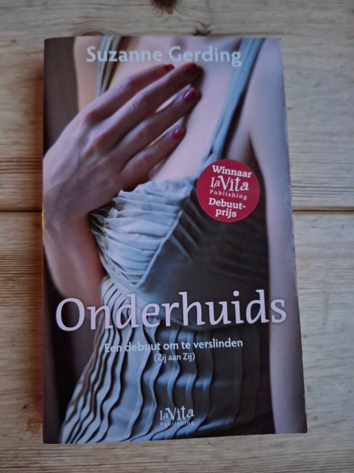 Suzanne Gerding - Onderhuids, Boeken, Ophalen of Verzenden, Zo goed als nieuw, Suzanne Gerding