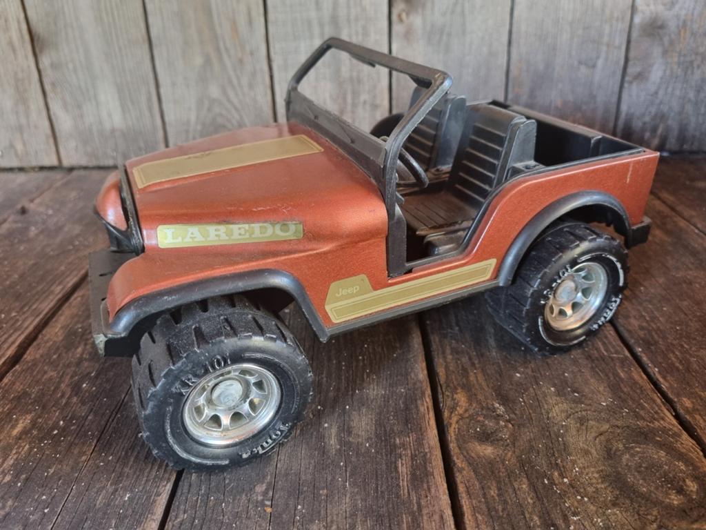 Vintage Tonka Jeep Laredo, Antiek en Kunst, Antiek | Speelgoed, Ophalen of Verzenden