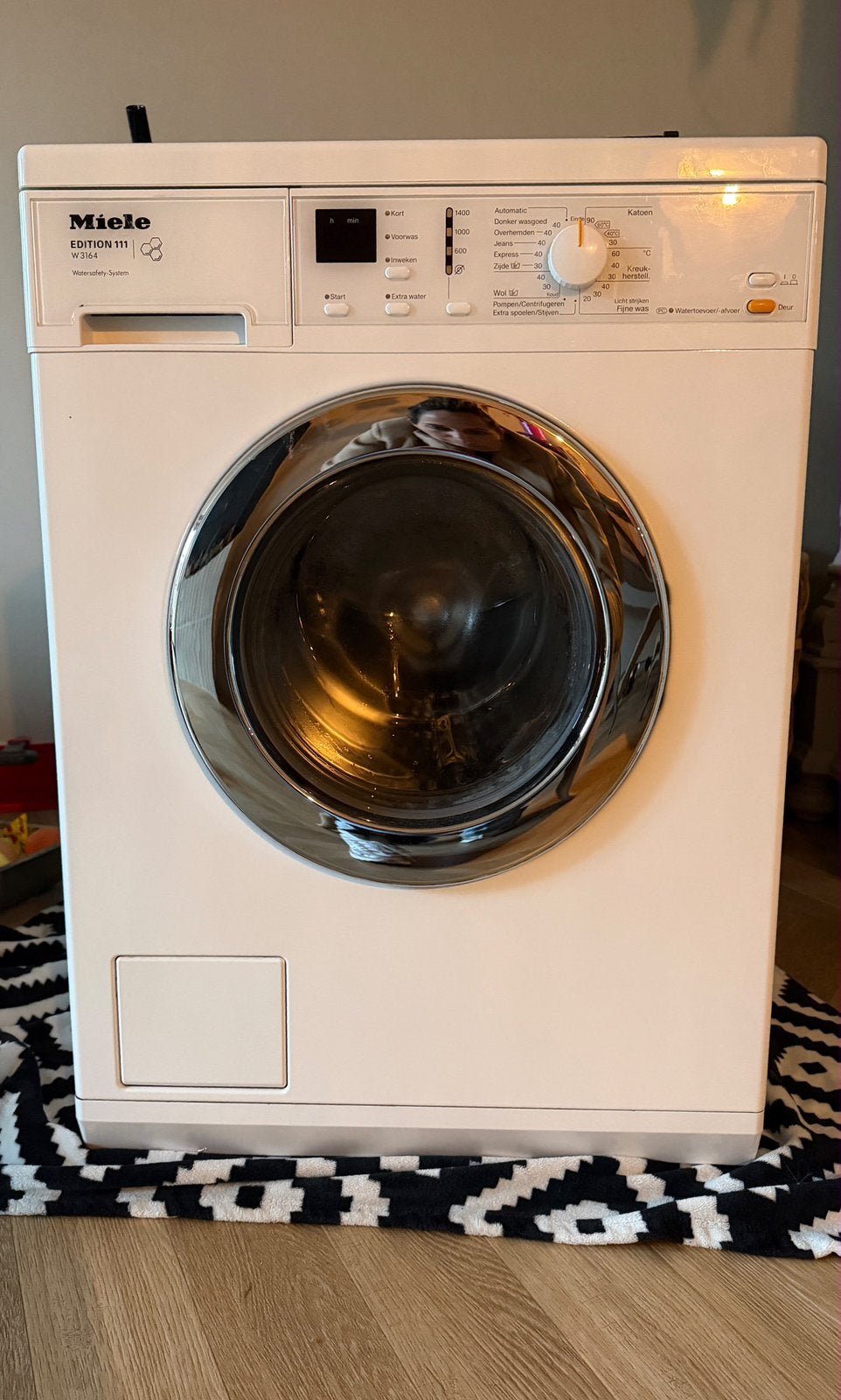 Mielle wasmachine, Ophalen, Gebruikt, Voorlader, 85 tot 90 cm