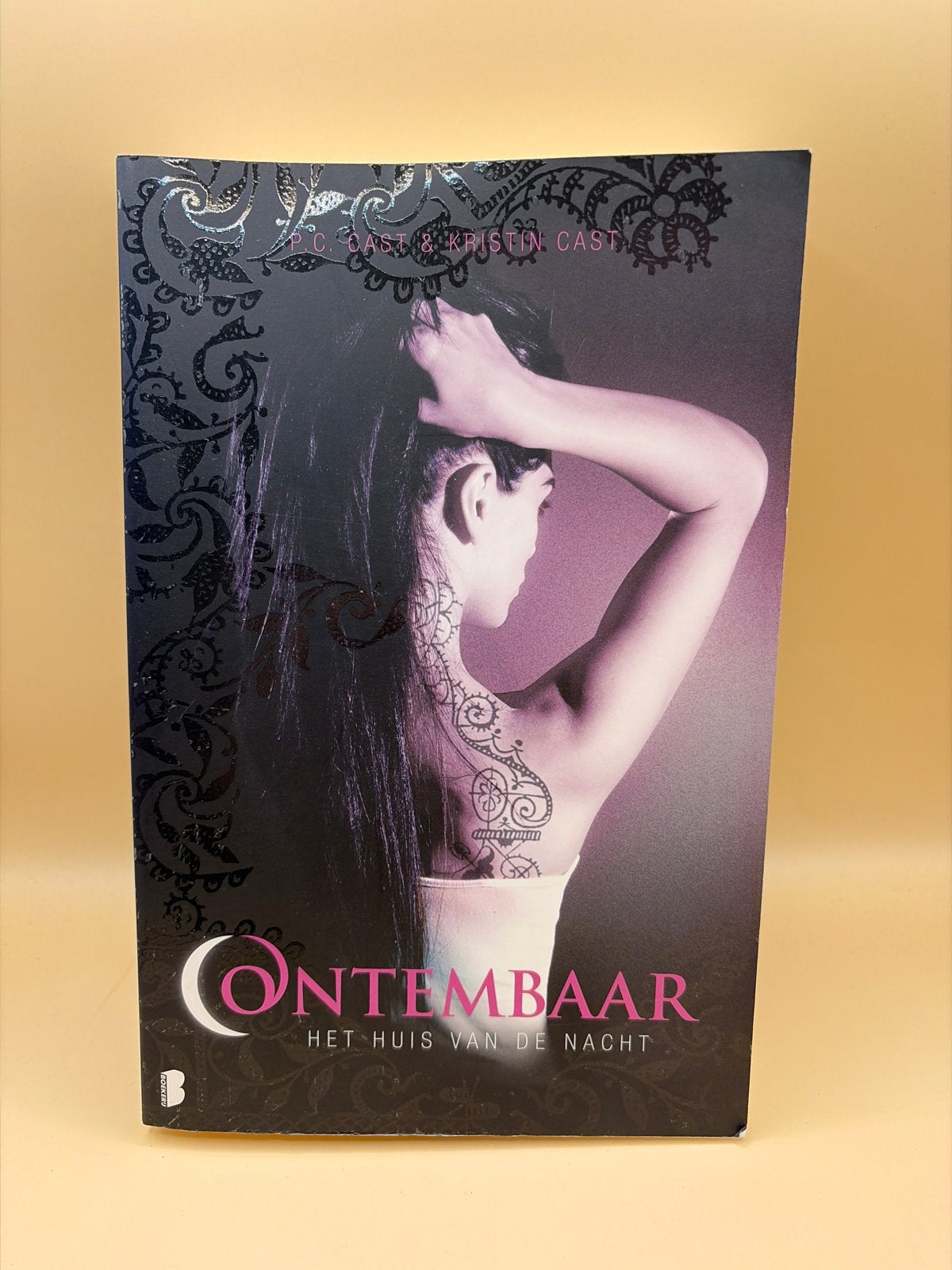 Ontembaar - Het Huis van de Nacht (P.C. Cast & Kristin Cast), Boeken, Ophalen of Verzenden, Gelezen