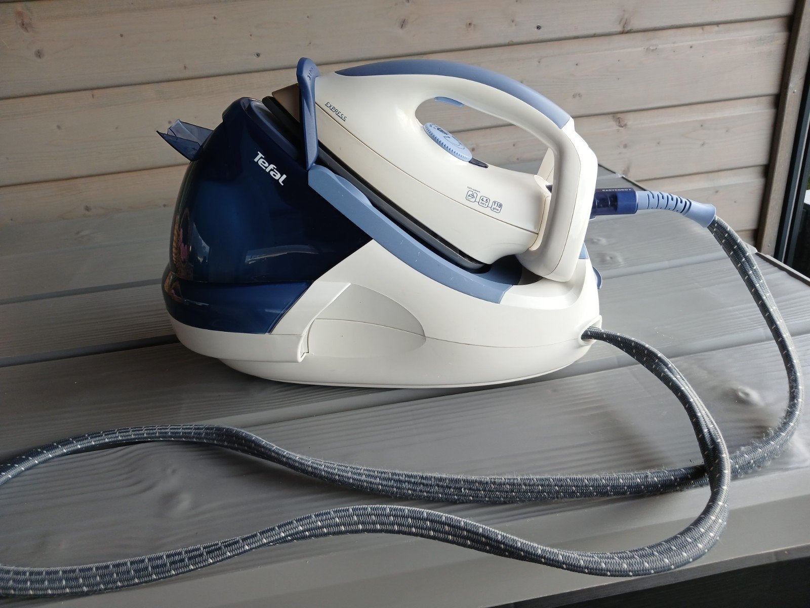 Tefal Express Stoomgenerator Strijkijzer GV7150, Ophalen of Verzenden, Gebruikt, Strijkijzer met snoer