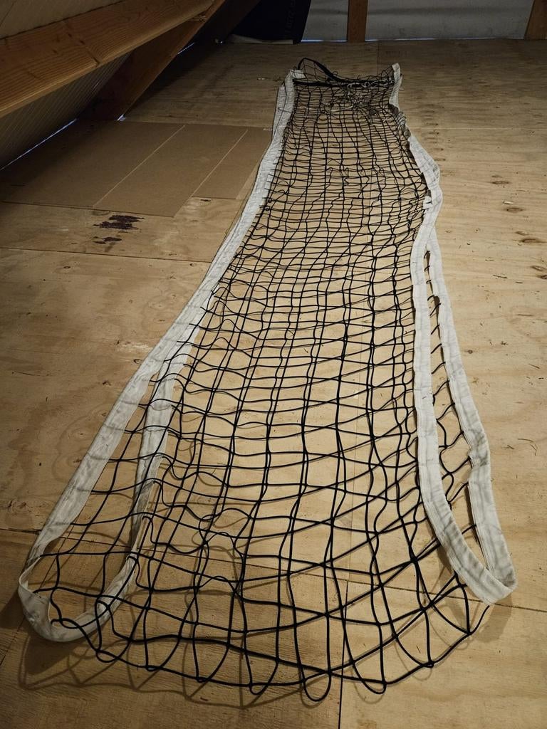 Volleybalnet met palen - 9m lang, 1m breed, Sport en Fitness, Volleybal, Ophalen, Gebruikt, Overige typen