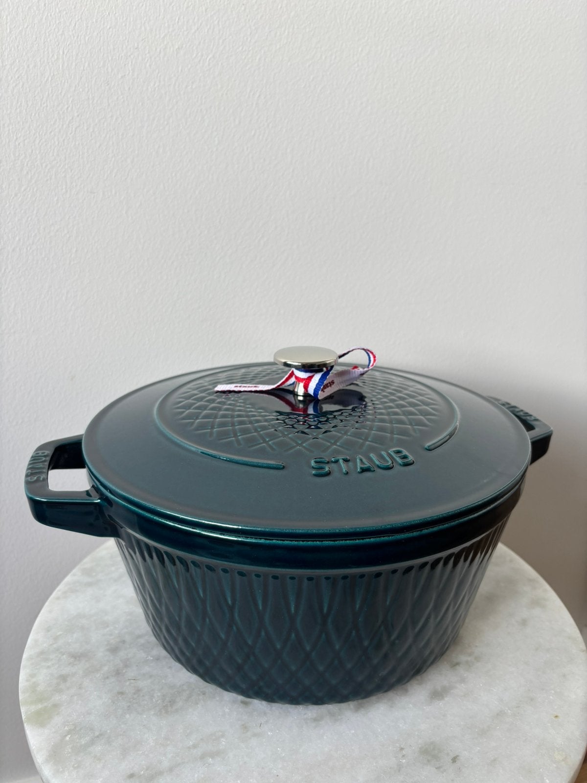 Nieuwe Staub  twister La Mer La cocotte ronde stoofpan  24cm, Nieuw, Ophalen of Verzenden, D, Zwilling