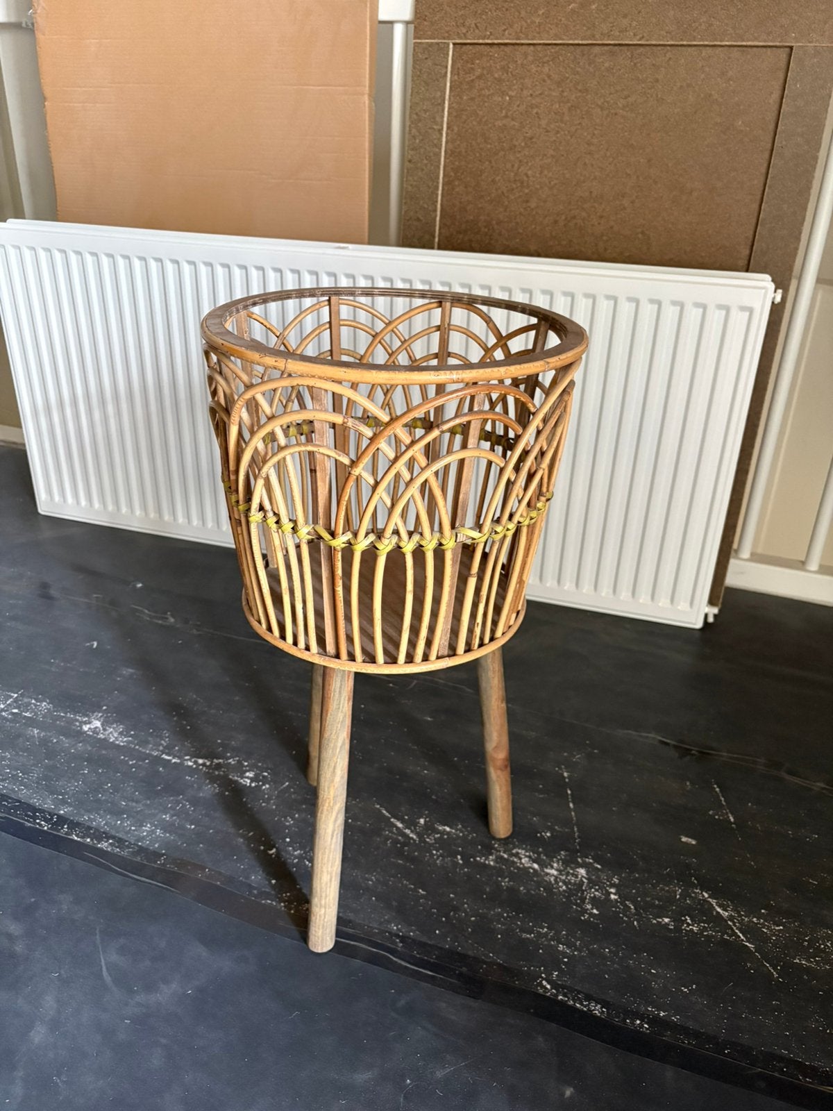 Rotan plantenbak - ø34x63 cm, Ophalen, Zo goed als nieuw, Rond, Minder dan 30 cm