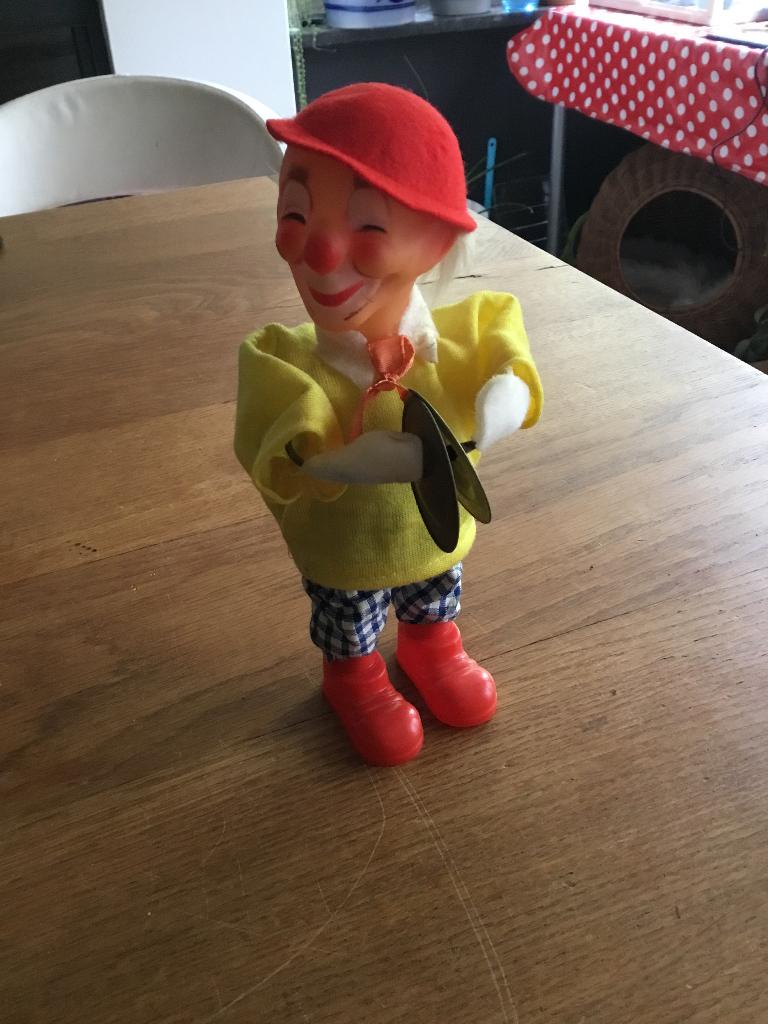 Opwind speelgoed clown met bekken, Antiek en Kunst, Ophalen of Verzenden