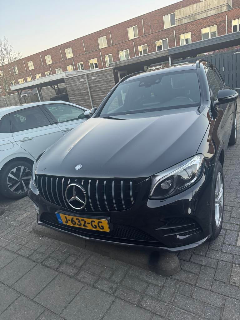 Mercedes-Benz GLC 250 d 204pk 4MATIC 9G-TRONIC 2015 Zwart, Auto's, Automaat, 2500 kg, Zwart, GLC