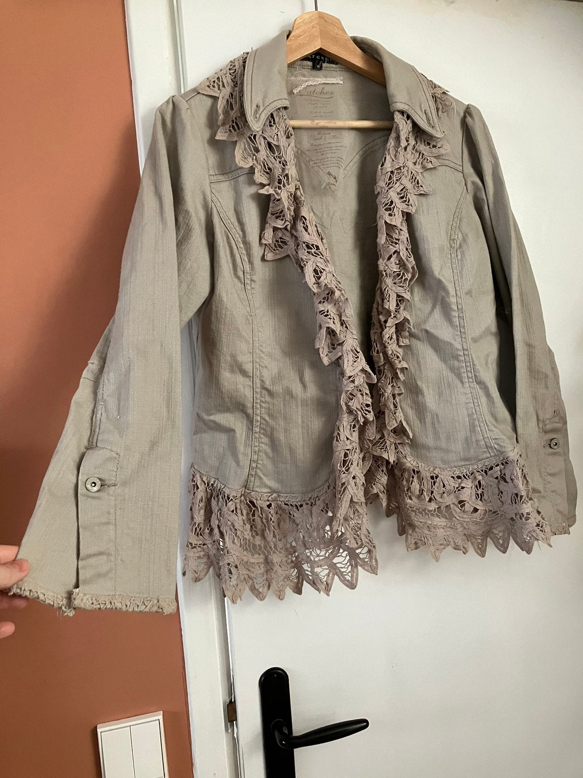 Fantastisch beige gehaakt boho Ibiza stijl jasje katoen M, Ophalen of Verzenden, Zo goed als nieuw, Maat 38/40 (M), Beige