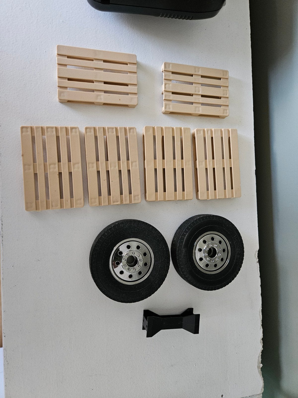 Truck onderdelen voor bv Tamiya truckmodellen, Ophalen of Verzenden, Onderdeel