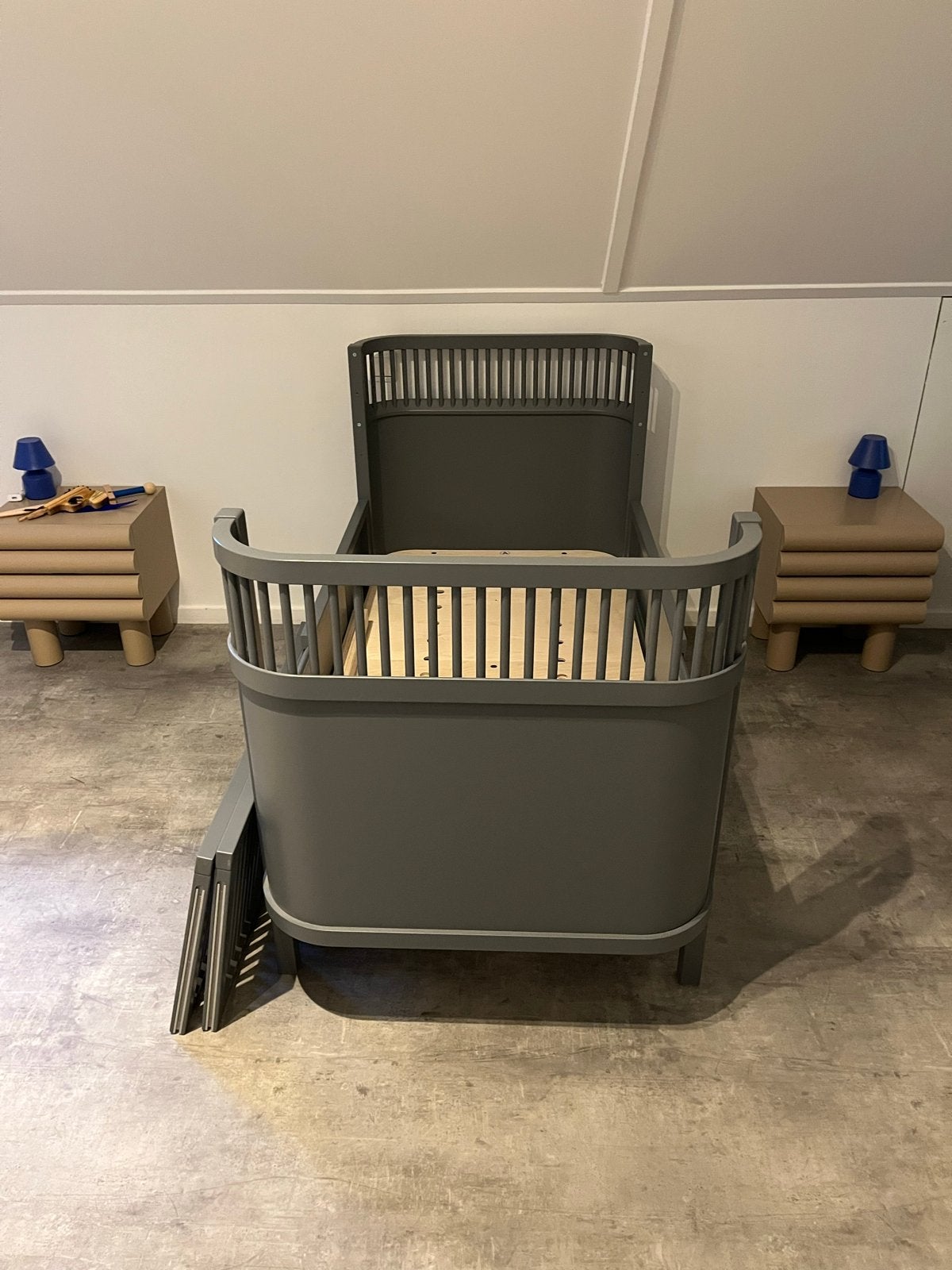 Zo goed als nieuw Sebra Kili Bed - Classic Grey, Ophalen, 70 tot 85 cm, 140 tot 160 cm, Zo goed als nieuw