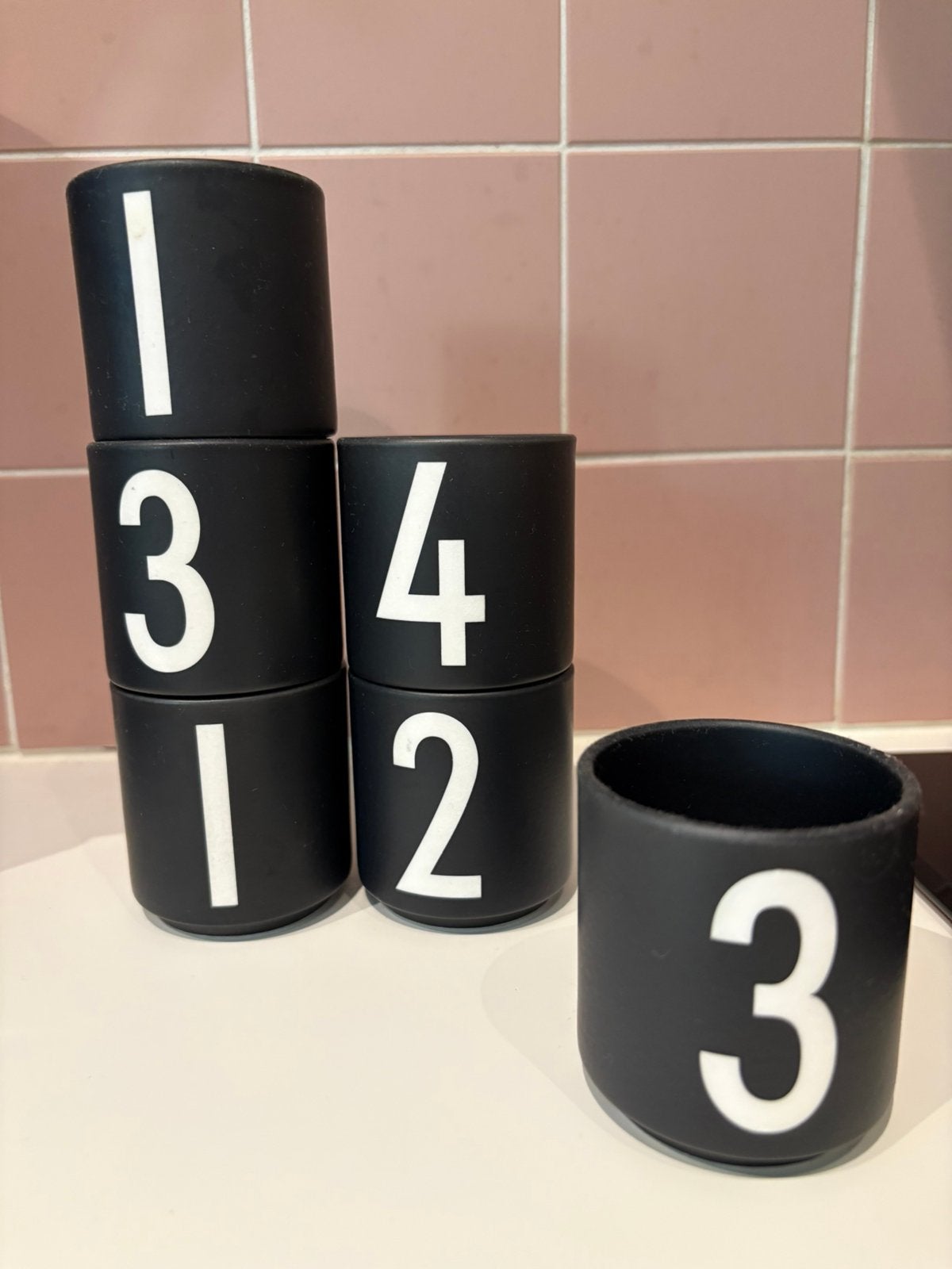 Espresso kopjes design letters, Ophalen, Zo goed als nieuw, Overige stijlen, Kop(pen) en/of Schotel(s)
