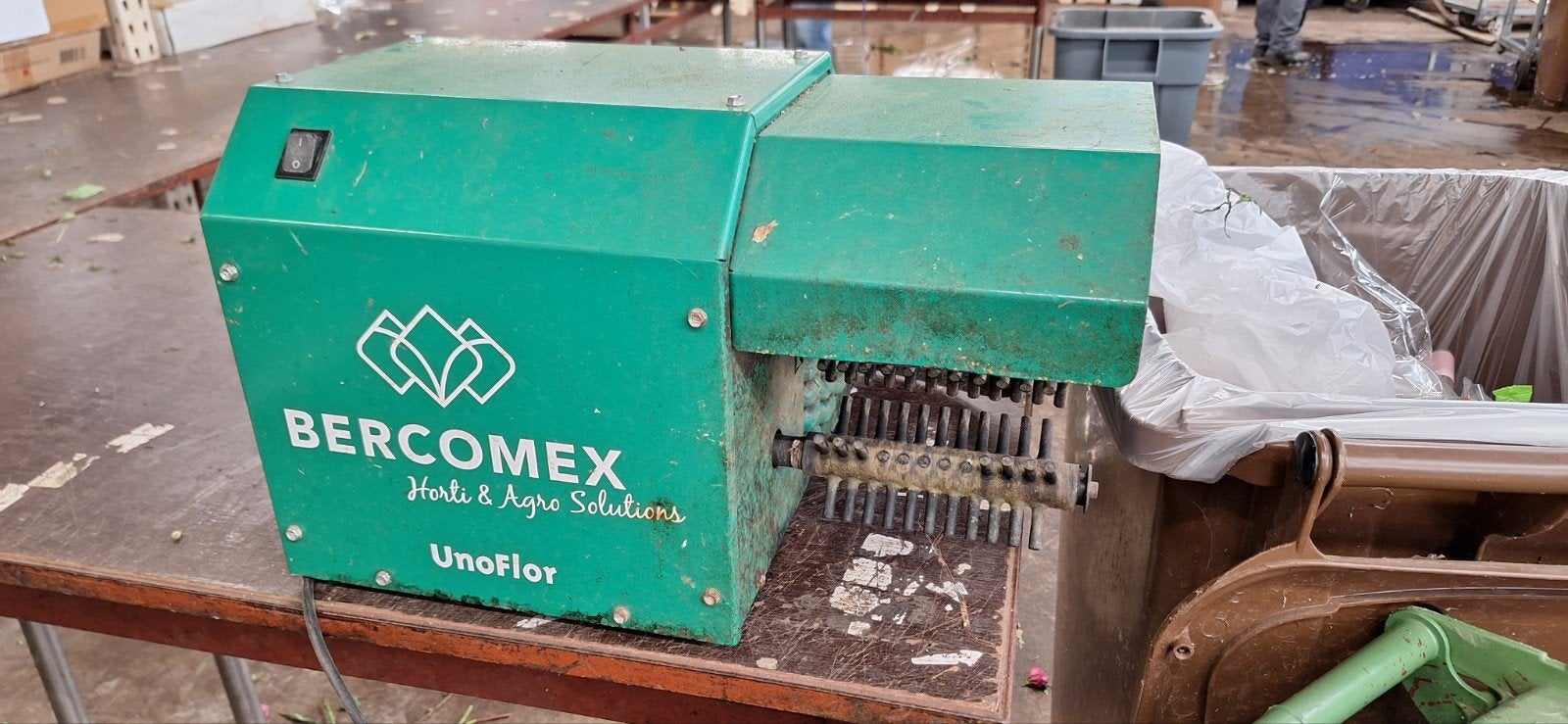 BERCOMEX UnoFlor ontbladeraar, Ophalen