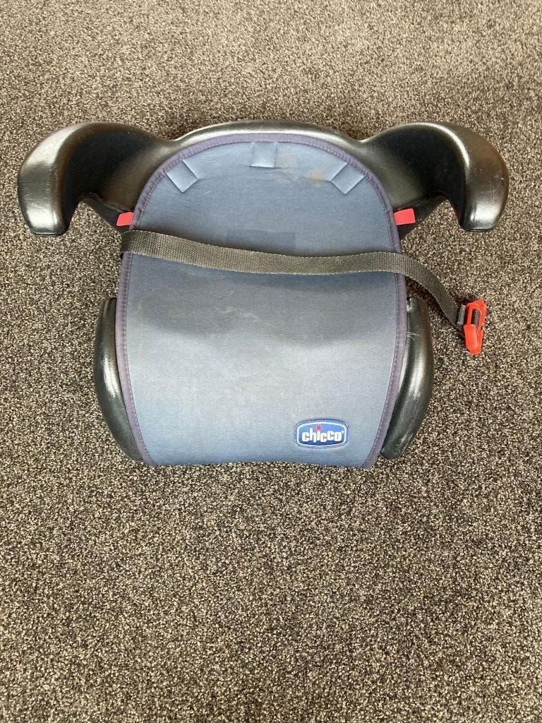 Chicco zitverhoger autostoeltje Artsana, Kinderen en Baby's, Autostoeltjes, 15 t/m 36 kg, Ophalen of Verzenden, Chicco, Gebruikt