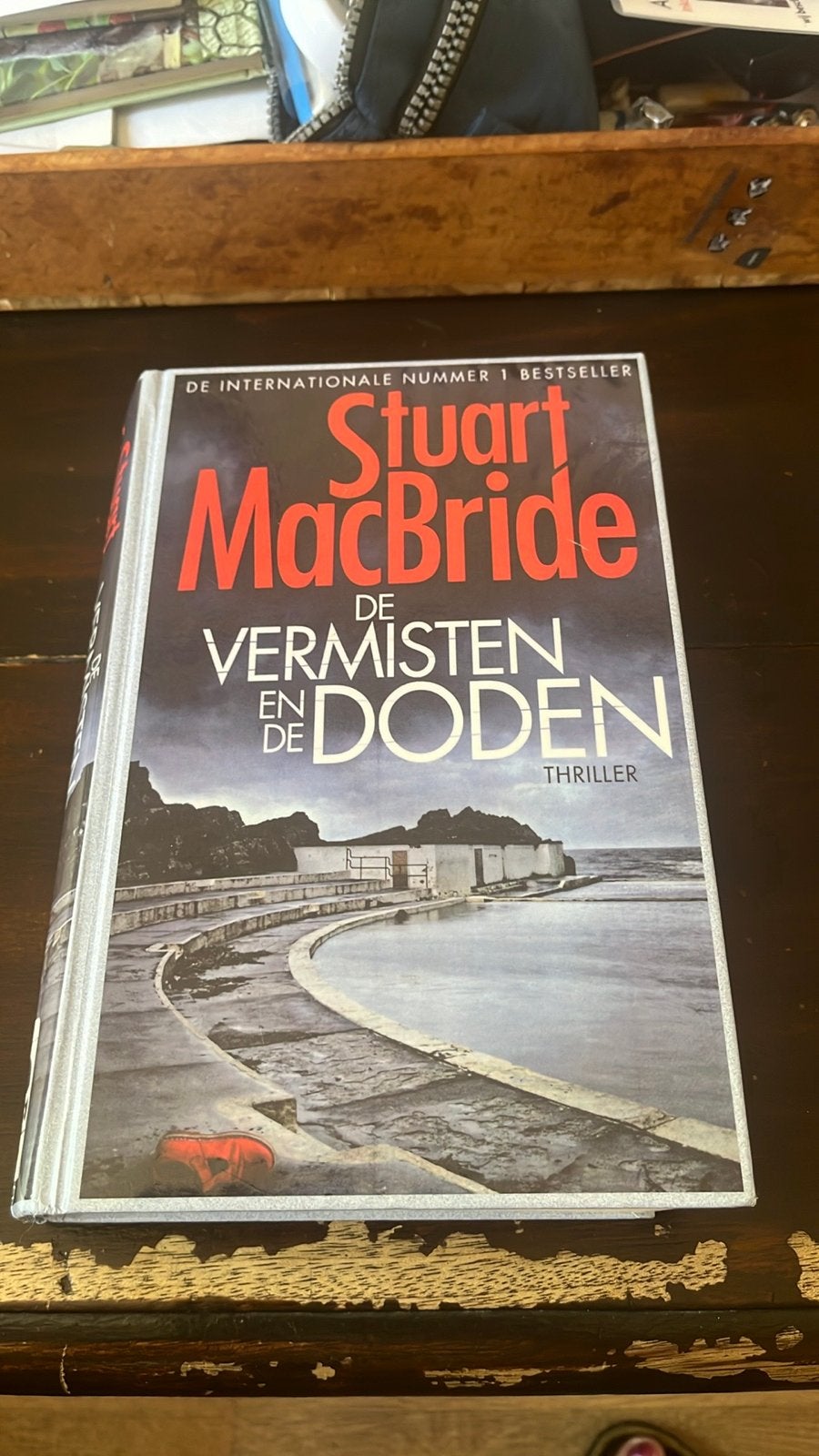 De Vermisten en de Doden - Stuart MacBride (Thriller), Ophalen of Verzenden, Gelezen, Stuart MacBride, Europa overig