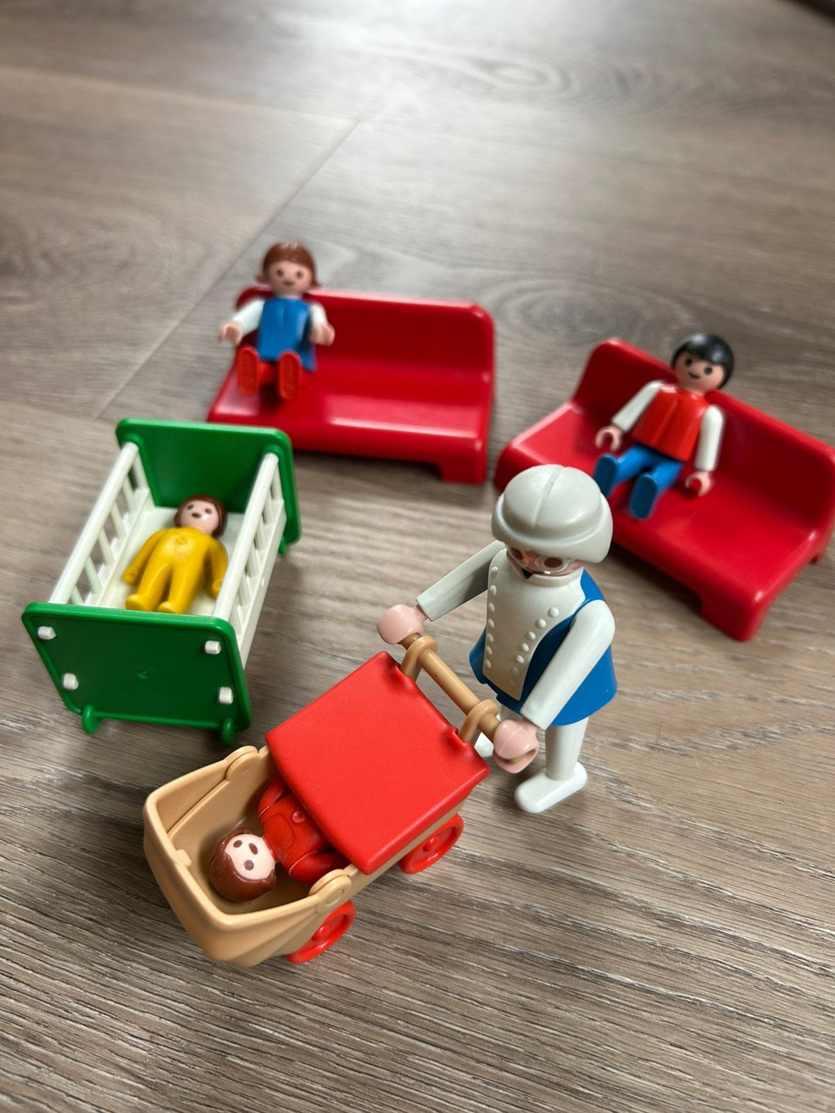 Playmobil kind / oma slapen spelen, Ophalen of Verzenden, Gebruikt