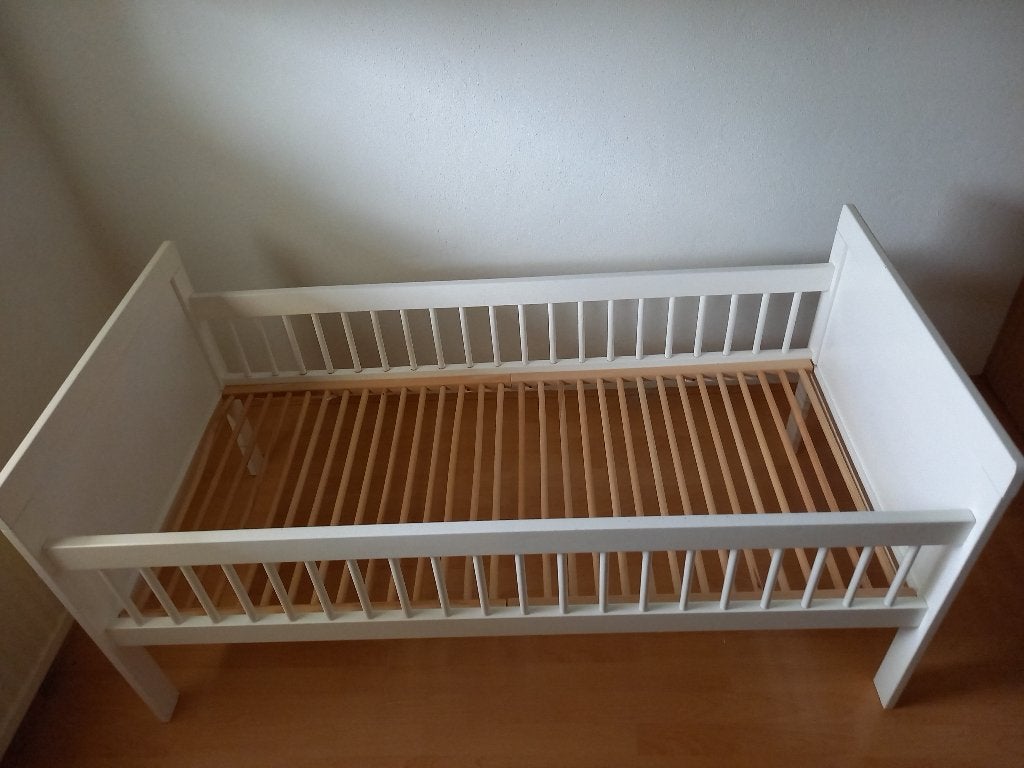 Peuter - kleuterbed met matras, Kinderen en Baby's, Ophalen, 70 tot 85 cm, 140 tot 160 cm, Zo goed als nieuw