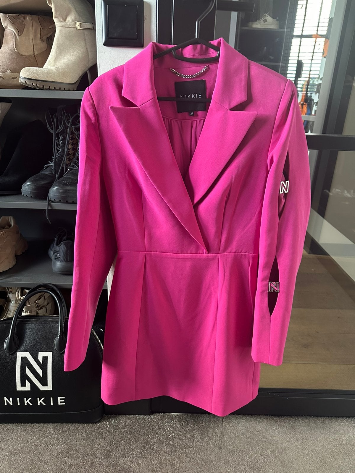 Nikkie blazer dress maat 34, Ophalen of Verzenden, Zo goed als nieuw, Roze, Maat 34 (XS) of kleiner