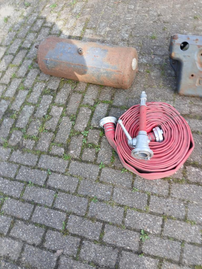 Brandslang en spuiten, frontblok Fendt, luchtketel Fendt, Ophalen