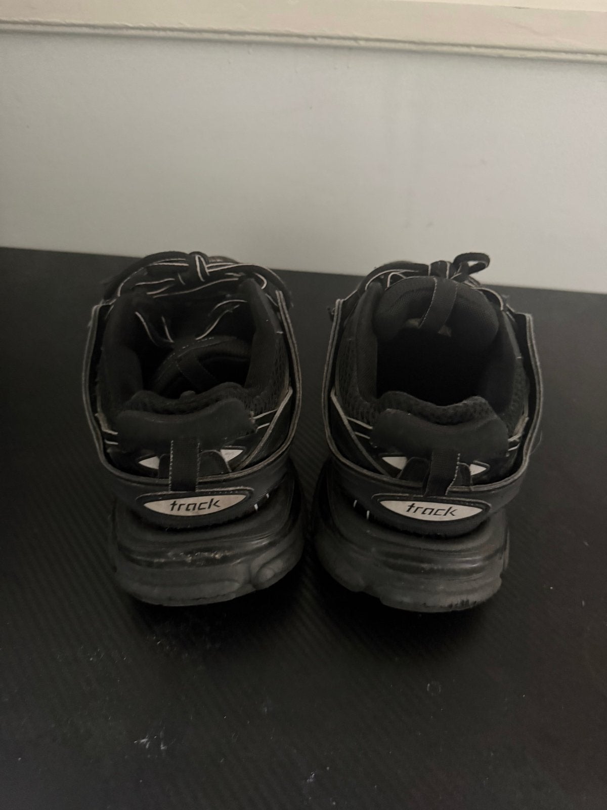 Balenciaga Track Sneakers Zwart Maat 42 goedkoop weg, Ophalen of Verzenden, Gedragen, Zwart, Sneakers of Gympen