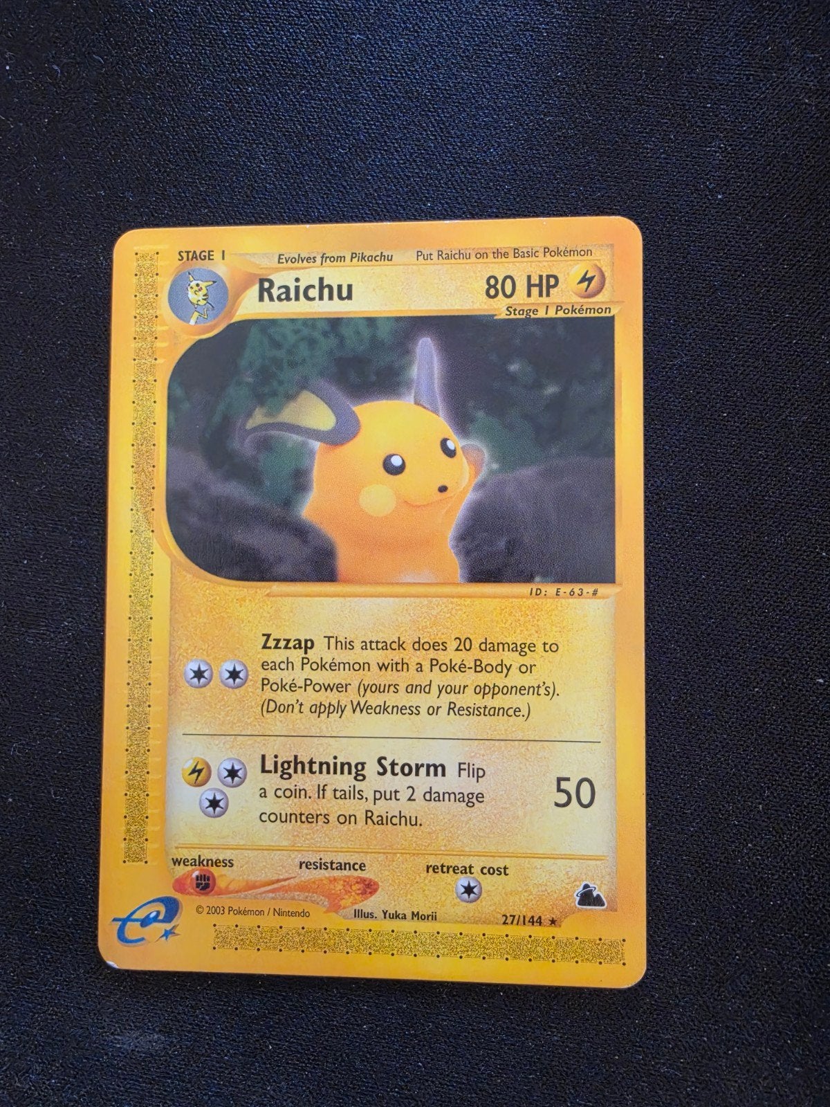 Raichu Skyridge 27/144 rare, Hobby en Vrije tijd, Verzamelkaartspellen | Pokémon, Ophalen of Verzenden, Zo goed als nieuw, Losse kaart