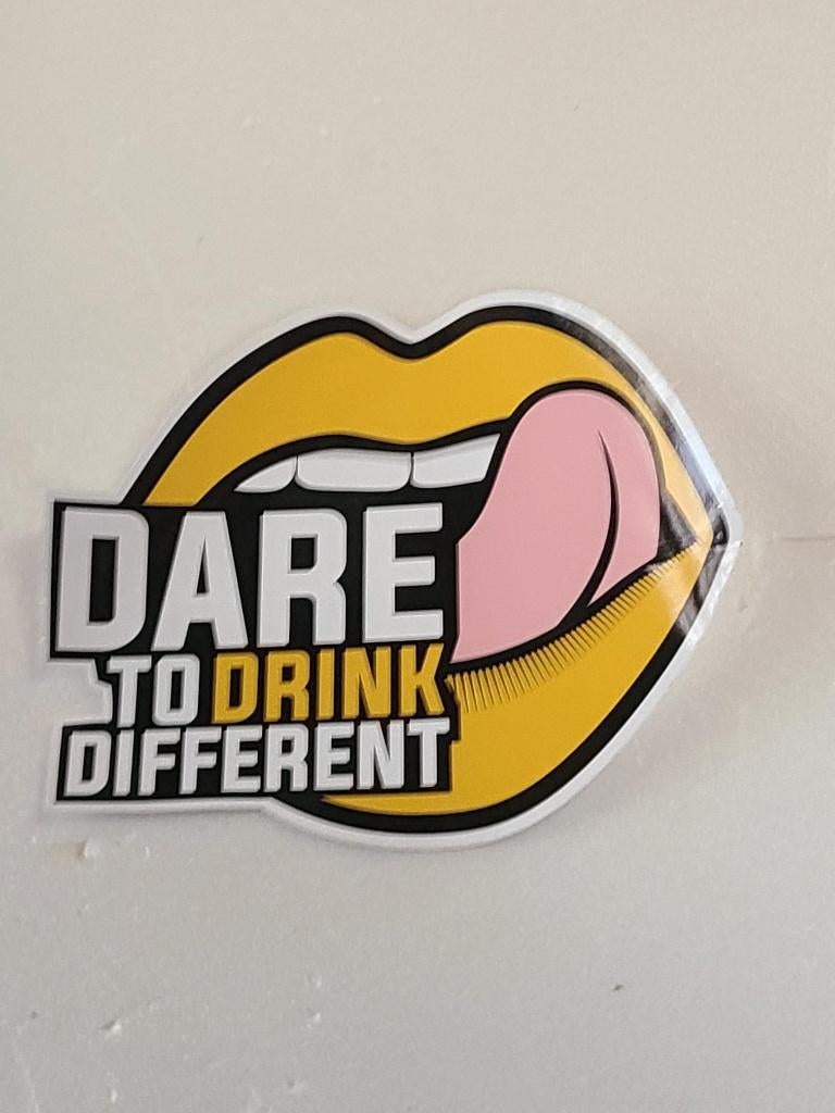 sticker dare tot drink different, Verzamelen, Stickers, Ophalen of Verzenden, Nieuw