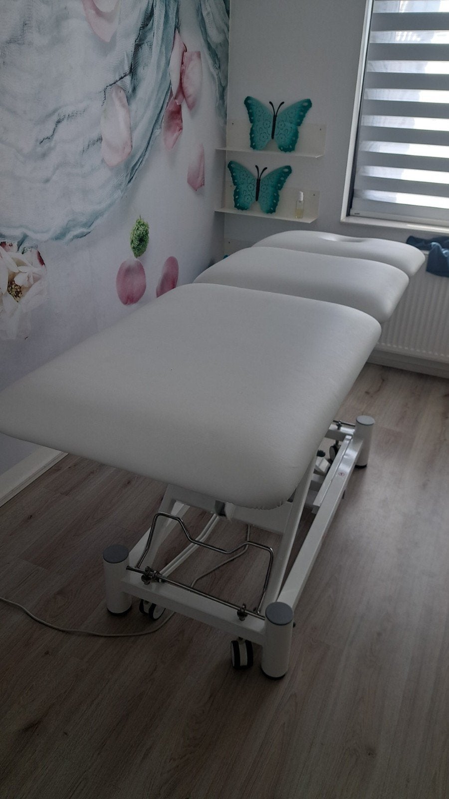 Elektrische massagetafel custom made, Sport en Fitness, Massageproducten, Ophalen, Zo goed als nieuw, Massagetafel