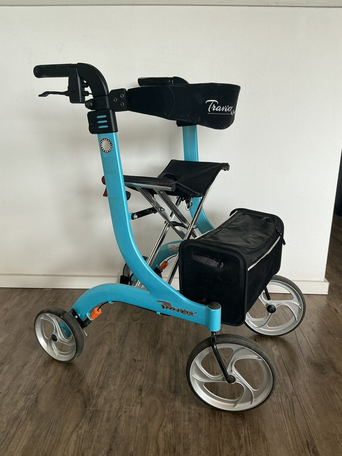 Nette blauwe rollator, Ophalen, Opvouwbaar, Gebruikt
