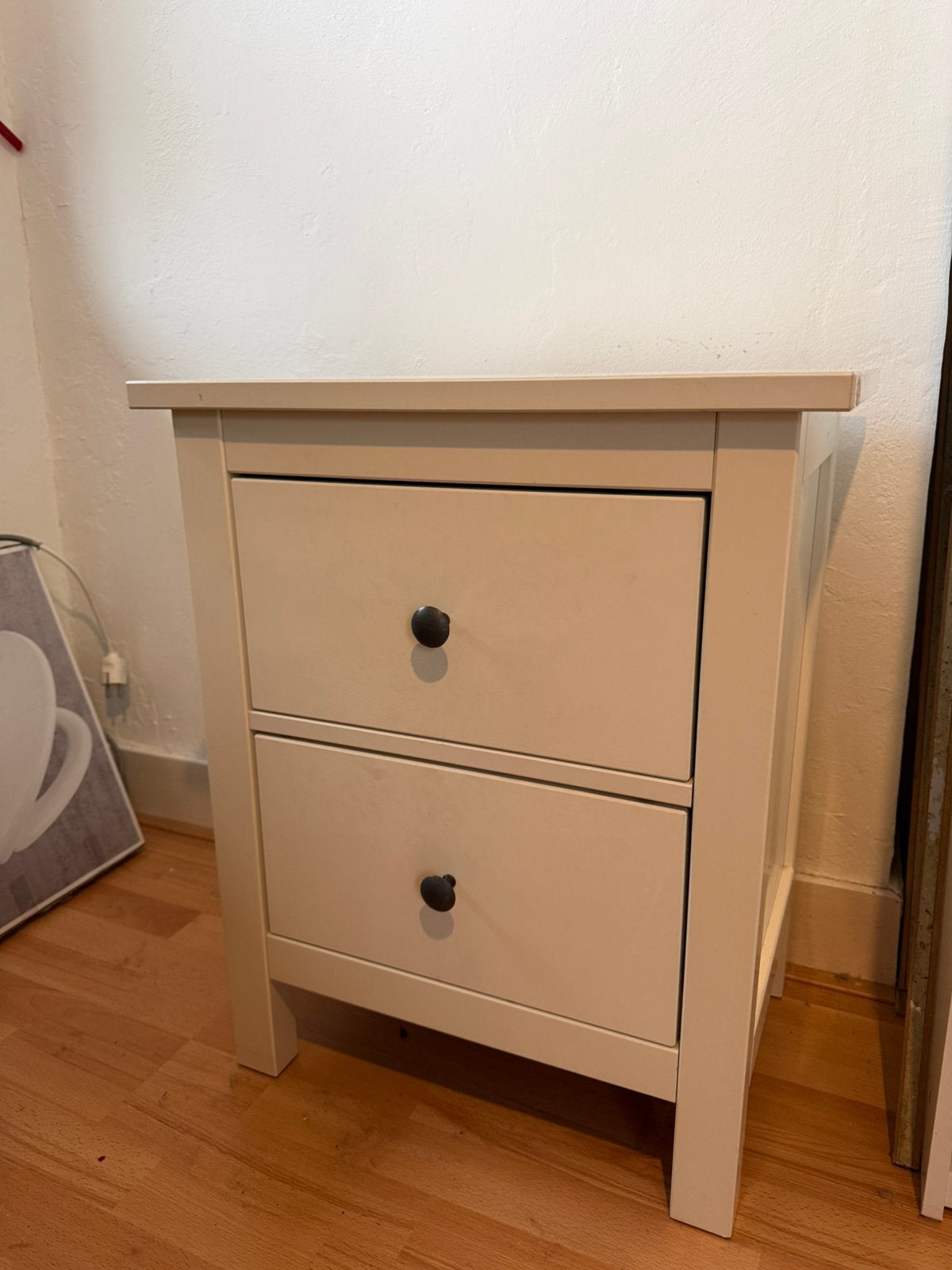 Ikea nachtkastje, Ophalen, Zo goed als nieuw, Minder dan 45 cm, 55 tot 70 cm