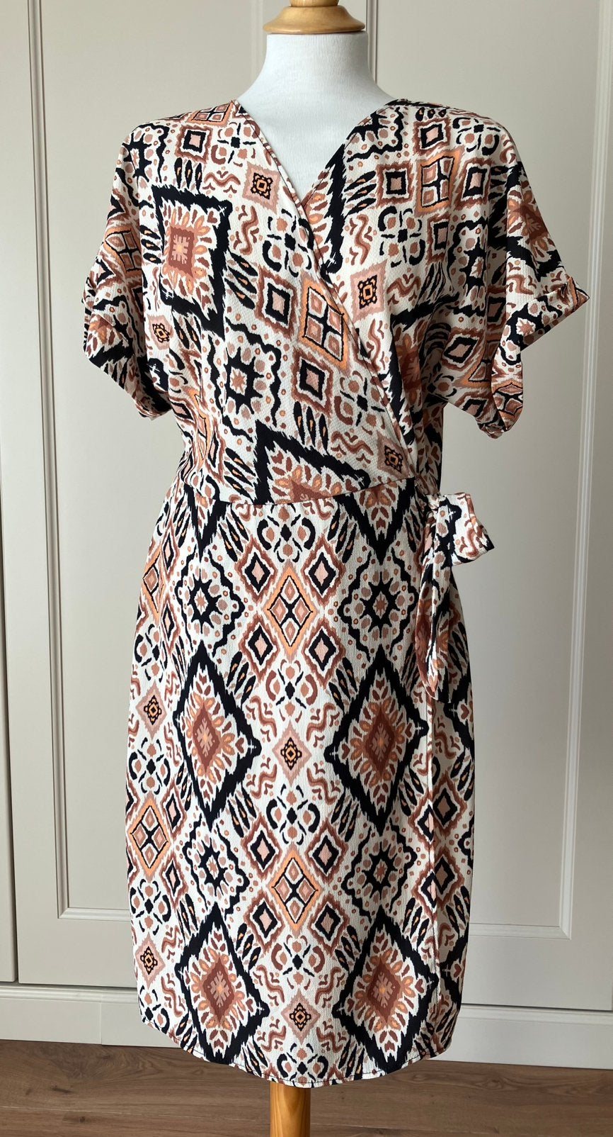 Overslag jurkje, maat M, Kleding | Dames, Maat 38/40 (M), Overige kleuren, Ophalen of Verzenden, Zo goed als nieuw