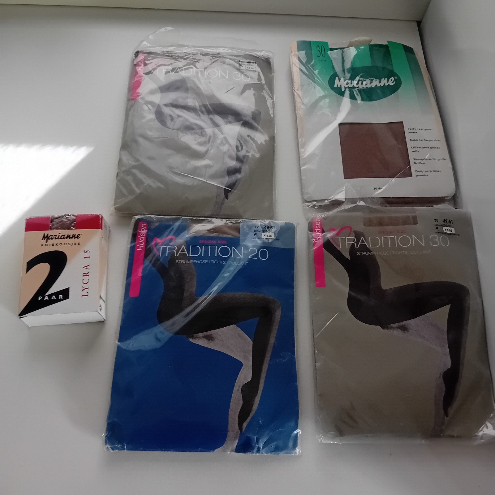 Diverse panty's en kniekousjes, nieuw in verpakking, Meerkleurig, Nieuw, Overige maten, Ophalen of Verzenden