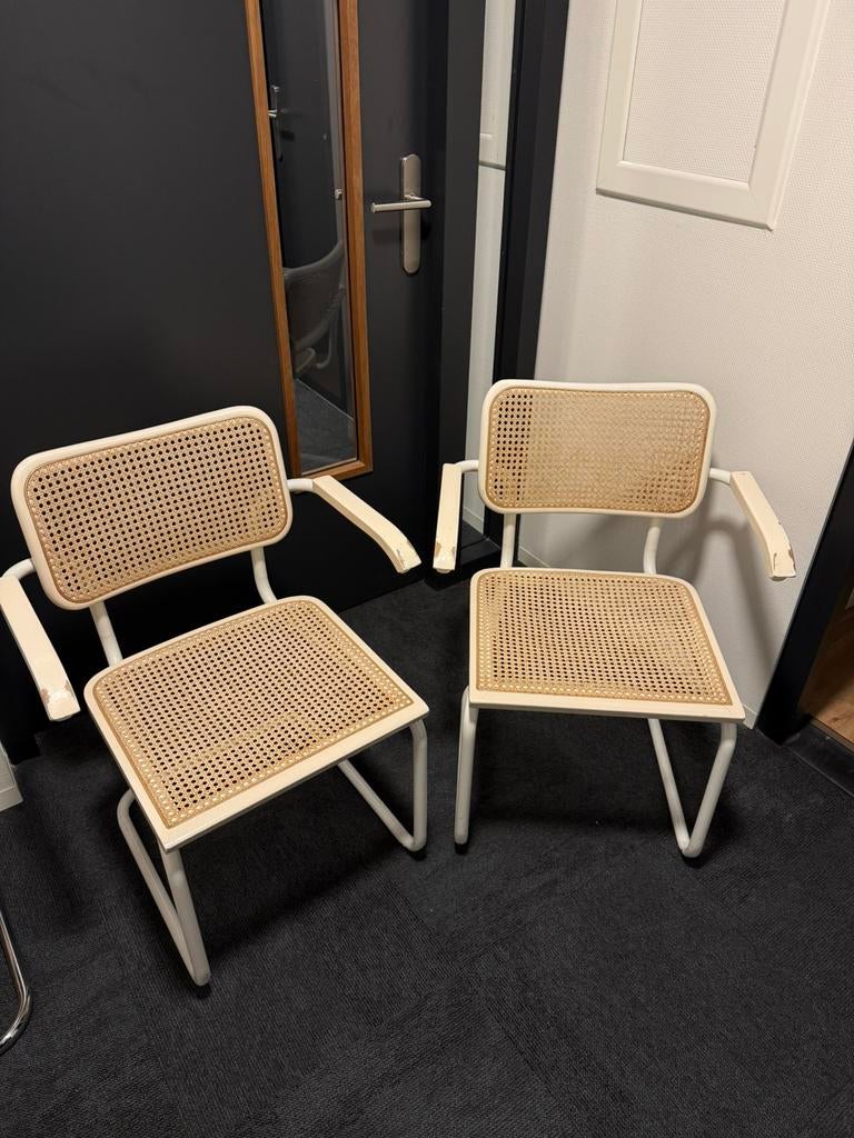 Cesca Marcel Breuer stoelen met witte buisframe (Rotan), Ophalen of Verzenden, Gebruikt, Wit, Twee