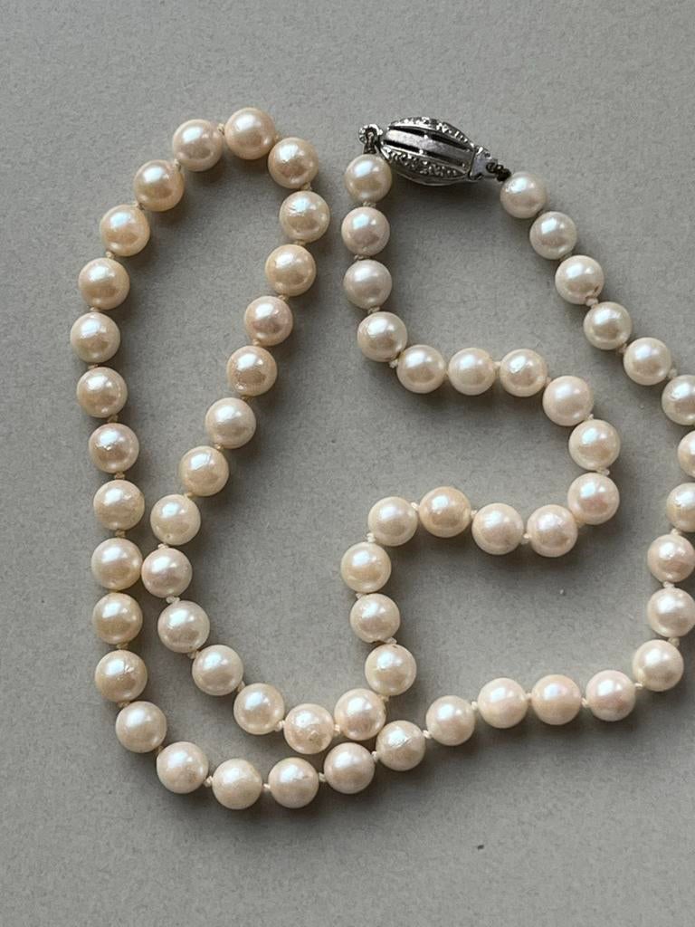Gouden collier met echte parels en diamanten slot, Verzenden, Wit, Zo goed als nieuw, Met edelsteen