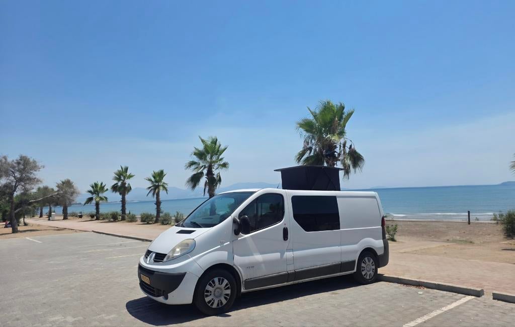 Renault Trafic Camper  - goed onderhouden nieuwe APK, Caravans en Kamperen, Overige merken, Airbags, Tot en met 3, Particulier