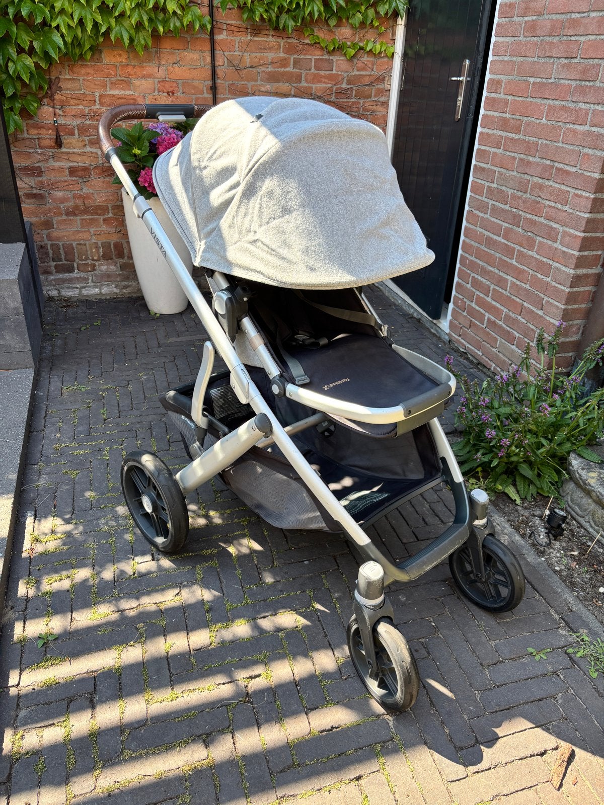 UPPAbaby Vista V2 Combiwagen met Reiswieg en Zitje, Gebruikt, Combiwagen, Met reiswieg, Ophalen