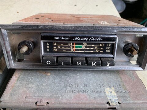 Diverse Becker auto radio’s, Ophalen
