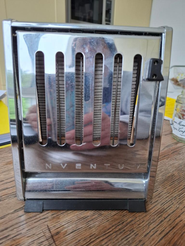 Vintage  inventum Toaster - Chroom met stoffen snoer, Witgoed en Apparatuur, Broodroosters, Gebruikt, Ophalen of Verzenden