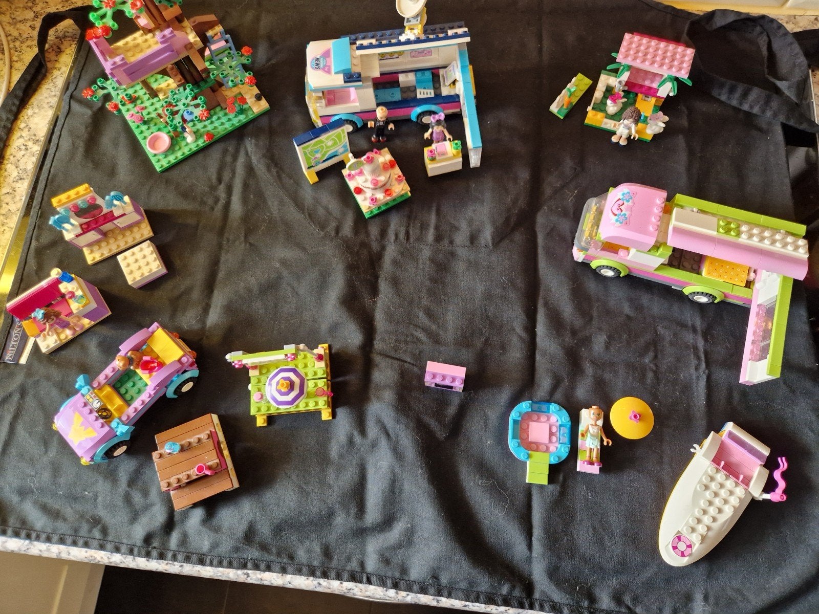 Grote Lego Friends Collectie: Heartlake Bus, Camper & Meer!, Ophalen of Verzenden