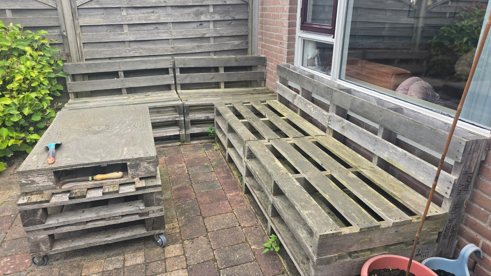 gratis palletbank ophalen, Tuin en Terras, Ophalen, Hout