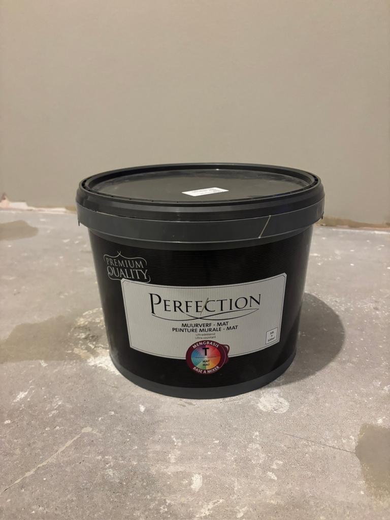 Perfection muurverf mat kleur kiezel 10l, Ophalen, Zo goed als nieuw, Overige kleuren
