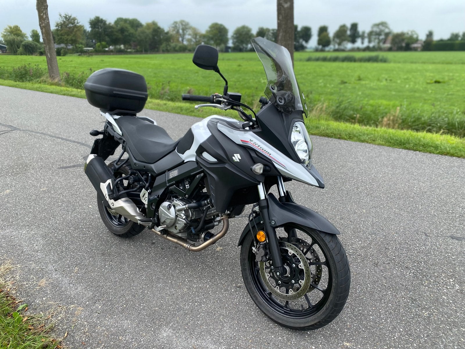 Suzuki V Strom 650 dl650 ABS Bj 2017 , inruil mogelijk, Motoren, Particulier
