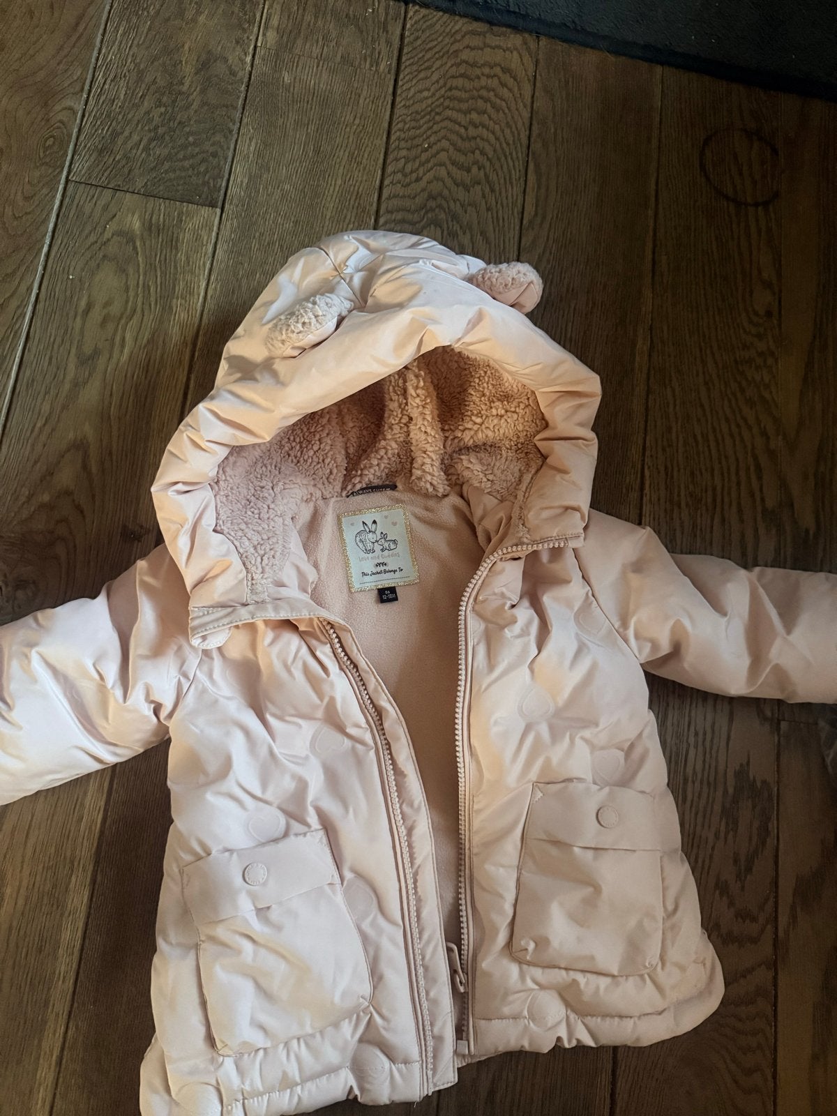 Roze winterjas maat 86 met oortjes, Ophalen, Zo goed als nieuw, Meisje, Jasje