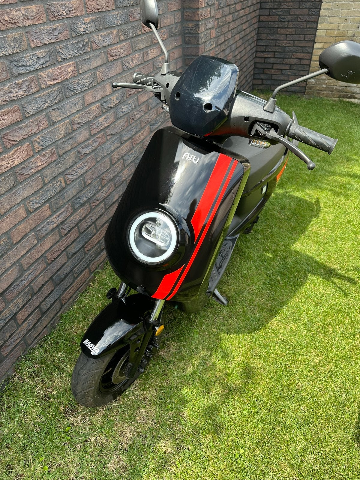Niu MQi+ Sport elektrische scooter, z.g.a.n., Fietsen en Brommers, Snorfietsen en Snorscooters, Elektrisch, Zo goed als nieuw
