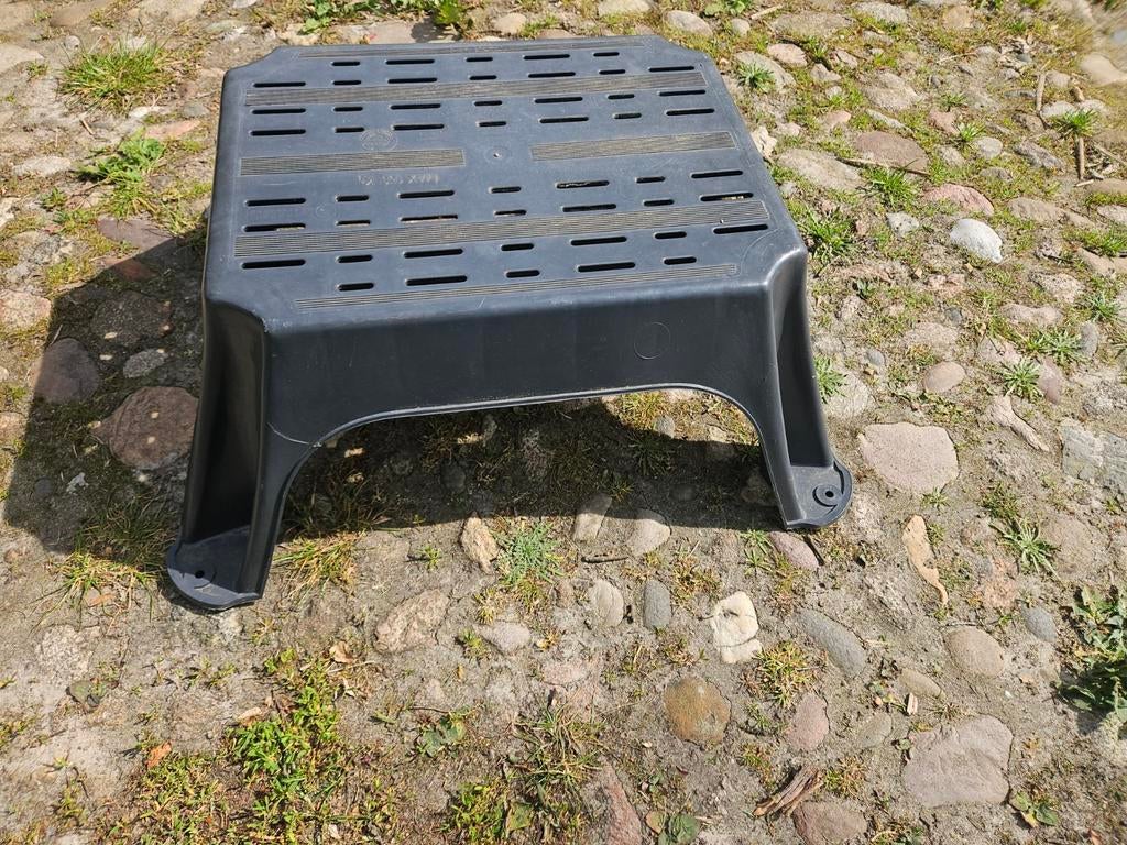 Brede opstap voor caravan - 48x36x26 cm, Ophalen, Gebruikt