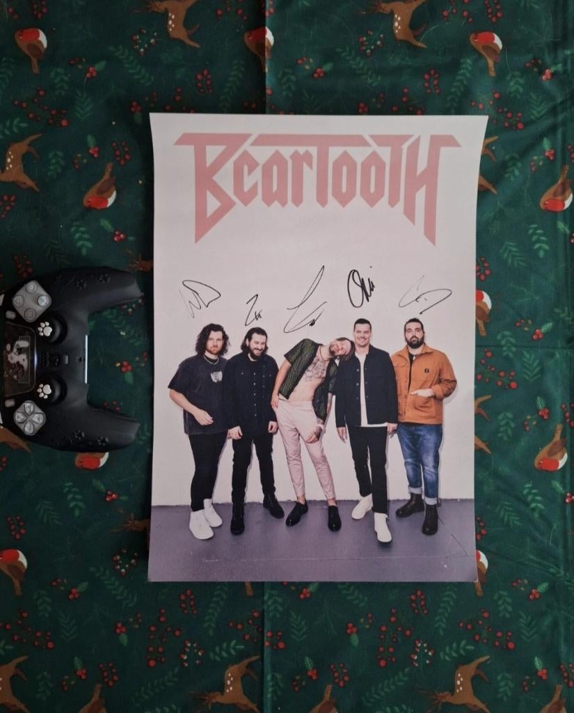 Beartooth signed poster, Ophalen of Verzenden, Zo goed als nieuw, Poster, Artwork of Schilderij, Gesigneerd