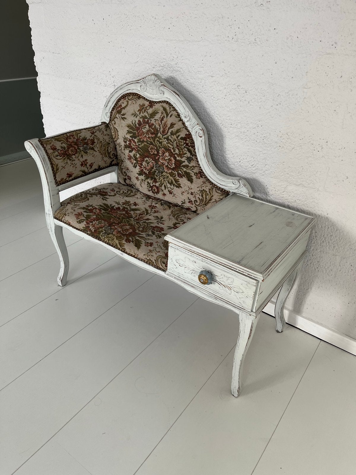 Vintage sier bankje / bel bankje met bloemenprint, Antiek en Kunst, Antiek | Meubels | Stoelen en Banken, Ophalen