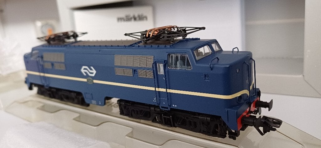 Märklin 37121.1 Serie NS 1206 van de NS ( 60 st. Zeldzaam.), Wisselstroom, Locomotief, Ophalen of Verzenden, Märklin