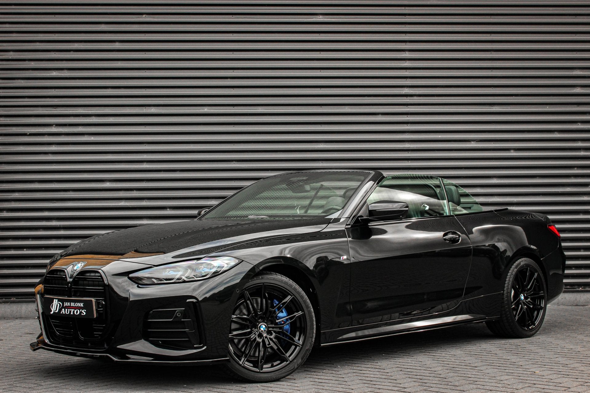 BMW 4-serie Cabrio M440i xDrive High Executive 374PK / STUUR, Auto's, BMW, 4-Serie, 4 stoelen, Zwart, Bedrijf