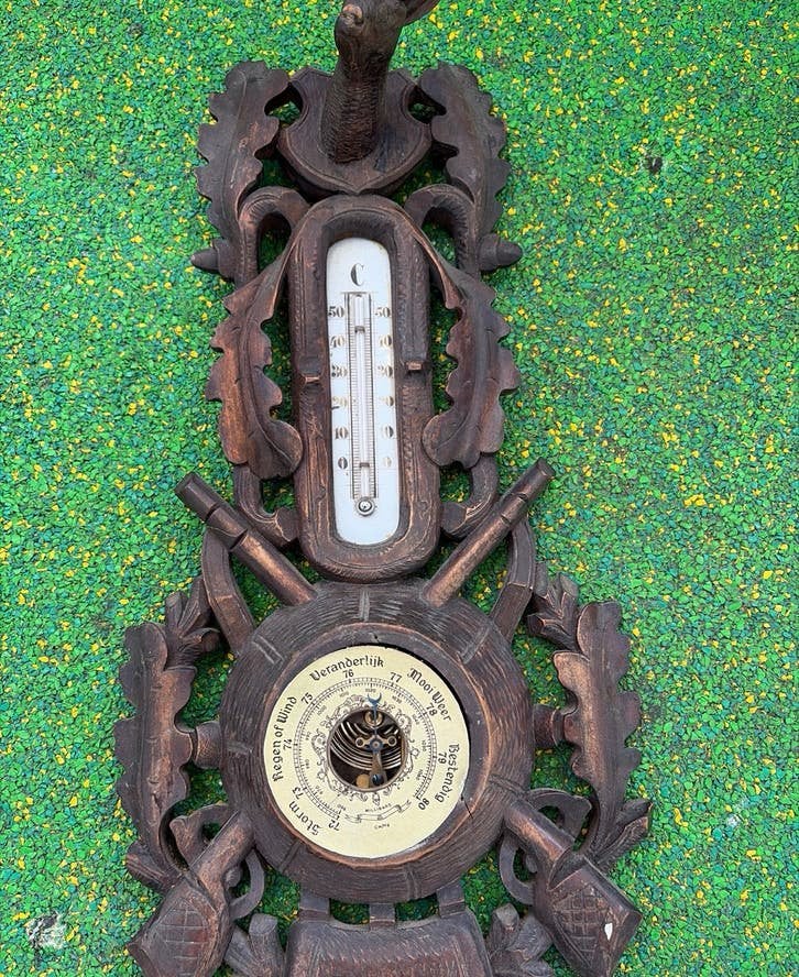 Antieke weerstation met barometer en thermometer, Ophalen